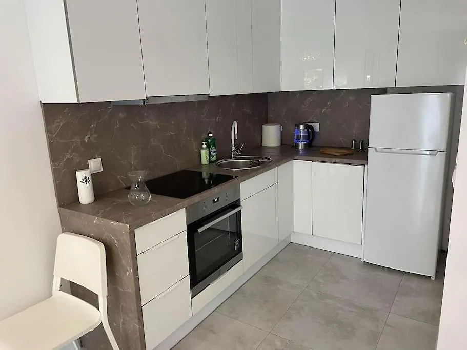 Apartment With Private Parking وارسو بولندا
